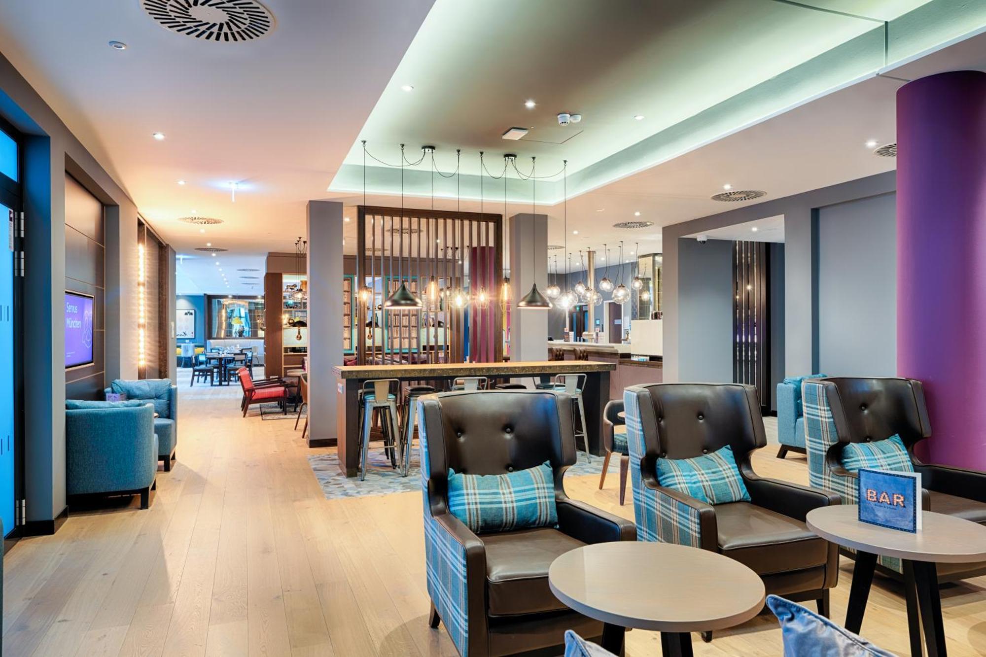 Premier Inn Duesseldorf City Friedrichstadt Exterior photo